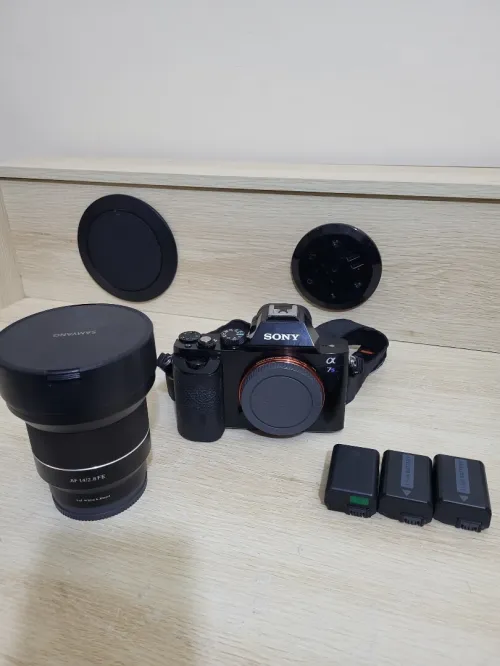 Sony Alpha 7S Hybride Plein Format Ultra vidéo 4K + Objectif Samyang AF 14mm F2.8 Full Frame