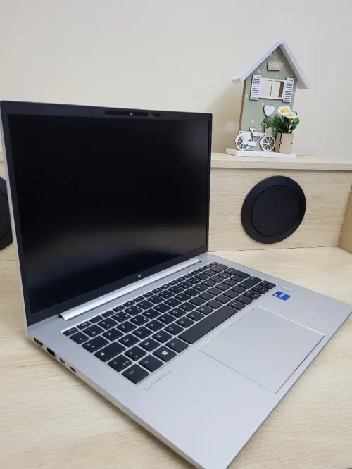 HP EliteBook 840 G10 INTEL 13EME GEN CORE I5 1335U @1.30GHz - 16GB RAM - 512GB SSD