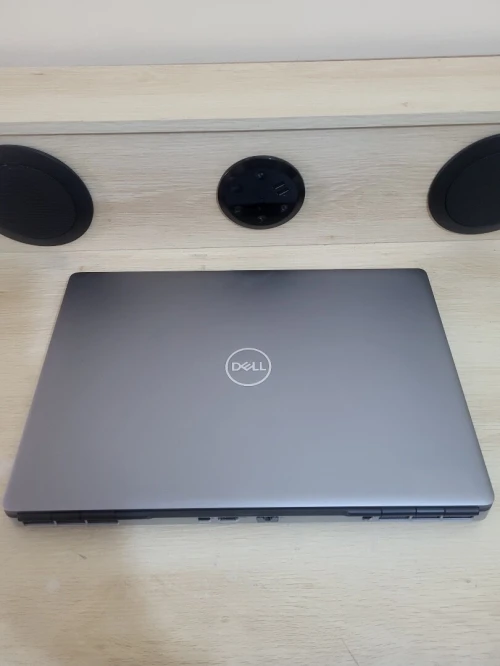 DELL PRECISION 7560 | CORE i9-11950H | RTX A2000 4GB | 64B RAM | 512GB NVMe SSD | WORKSTATION