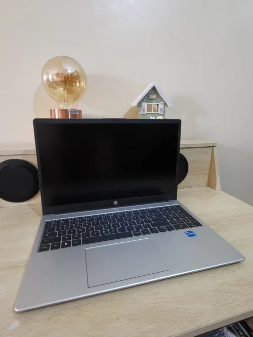 HP 250 G10 | INTEL CORE i5 1334U | 16GB RAM | 512GB NVMe SSD | INTEL UHD GRAPHICS
