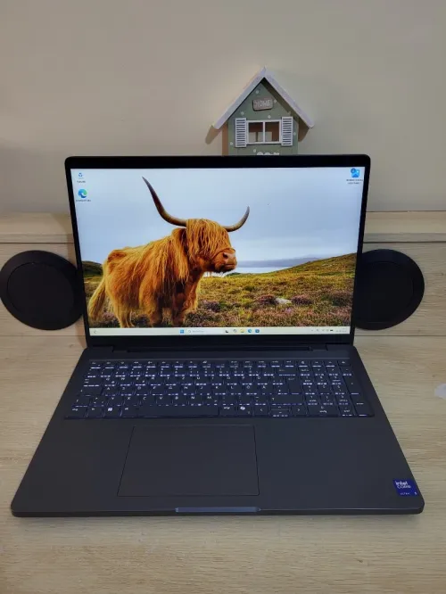 Dell Pro Max 16 | CORE Ultra 5 235H | INTEL Arc Pro 140T GPU 16GB | 32GB RAM | 1TB NVMe