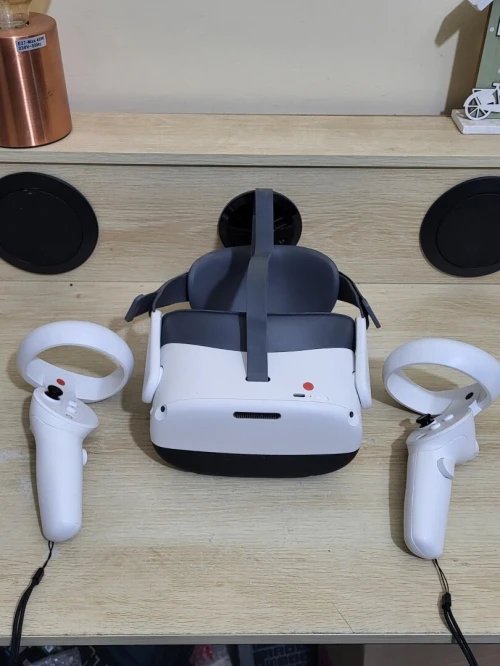 Casque Neo 3 Lunettes VR tout-en-un Jeu de réalité virtuelle qualité d'image 4K UHD Sans fil 256GB