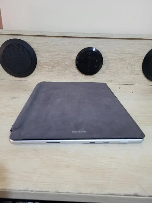 MICROSOFT SURFACE Pro 8 TACTILE - INTEL 11EME GEN i5-1145G7 - 16GB RAM - 256GB SSD - QHD 2880 x 1920