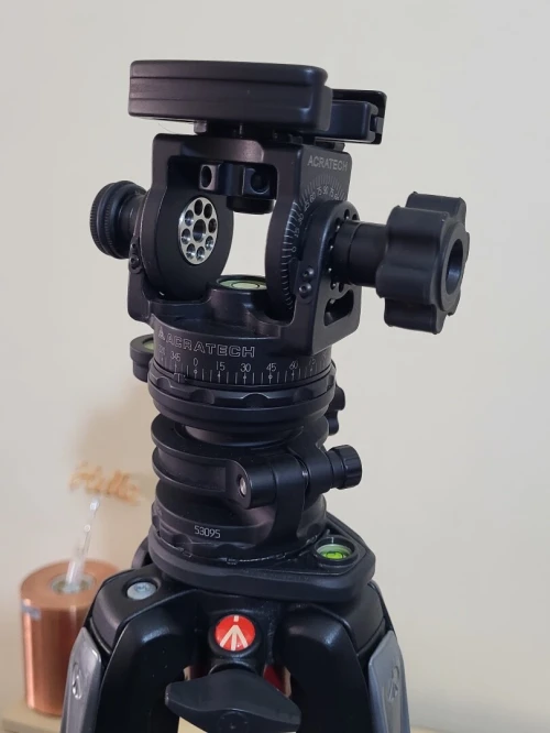 Manfrotto Trépied en fibre de carbone/magnésium 190CXPRO4 Trépied à 4 sections + Acratech Tête panoramique et inclinable avec QR, capacité de charge de 25 lb