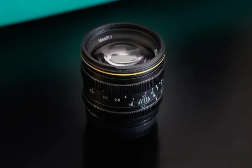 Objectif Kamlan 50mm f1.1