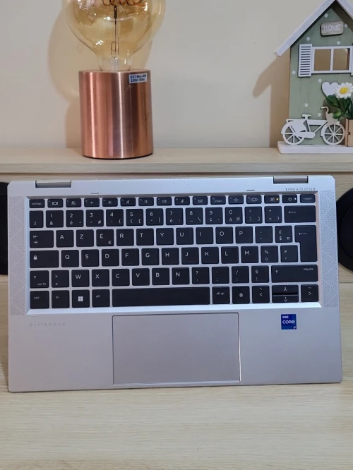 HP EliteBook X360 1030 G8 TACTILE 2-En-1 | CORE i7-1165G7 | 16GB RAM | 512GB NVME SSD | 4G LTE