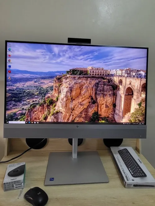HP G9 27'' QHD | CORE i7 | RTX 3050 Ti 4GB | 64GB RAM | 512GB NVME SSD | WORKSTATION