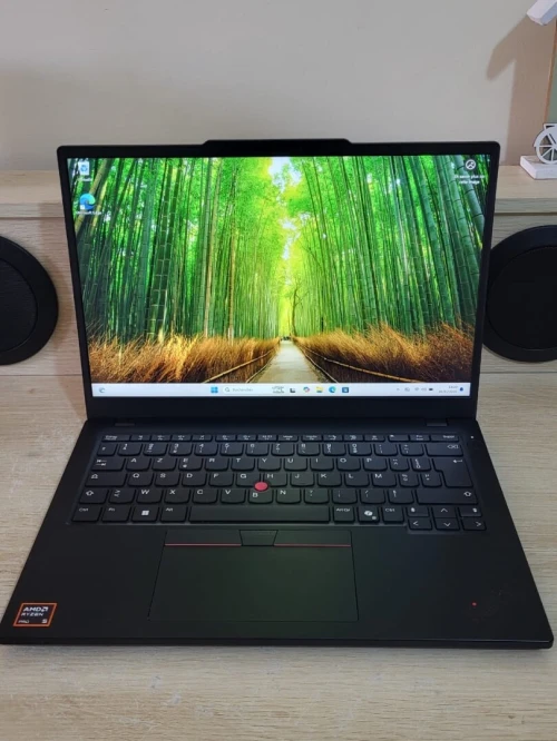 AI PC THINKPAD L13 GEN 6 | AMD RYZEN 5 PRO 215 w | 16GB RAM | 256GB NVMe SSD | AMD RADEON 740M 1GB |