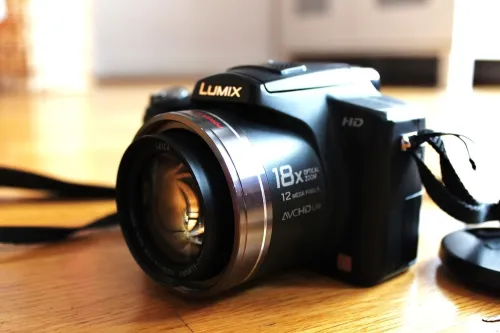 Panasonic Lumix FZ38 Zoom 18x Optical Résolution : 12.1Mp