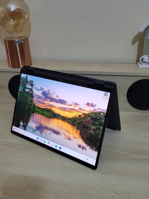 NGIA HP OminiBook X Flip X360 TACTILE 3K OLED 120 Hz | ULTRA 7 258V | 32GB RAM | 1To NVMe SSD | INTEL ARC 140 V 16GB GRAPHICS