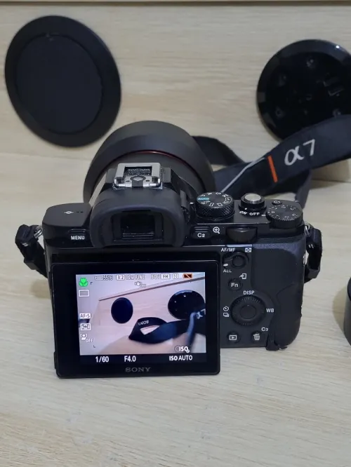 Sony Alpha 7S Hybride Plein Format Ultra vidéo 4K + Objectif Samyang AF 14mm F2.8 Full Frame