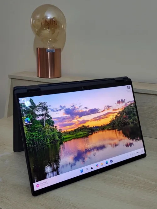 NGIA HP OminiBook X Flip X360 TACTILE 3K OLED 120 Hz | ULTRA 7 258V | 32GB RAM | 1To NVMe SSD | INTEL ARC 140 V 16GB GRAPHICS