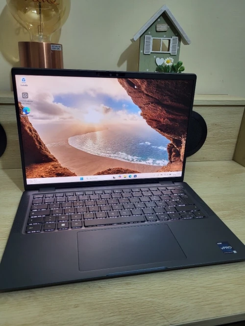DELL LATITUDE 7440 ULTRA LEGER | INTEL Evo vPRO CORE i5 1345U | 1TB NVME SSD | 16GB RAM