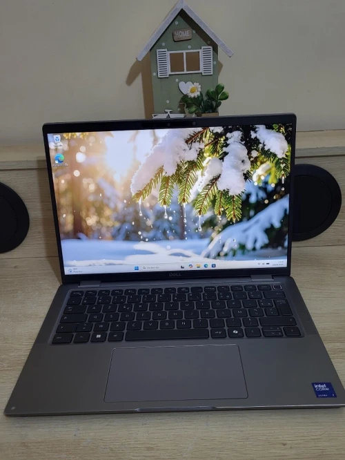 DELL LATITUDE 7450 | CORE ULTRA 7 165U | 32GB RAM | 512GB NVMe SSD | INTEL ARC GRAPHICS