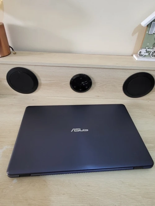 ASUS R542U 15.6'' FHD | INTEL Pentium CPU 4405U | NVIDIA 920MX 2GB | 8GB RAM | 128GB NVMe + 1TB HDD