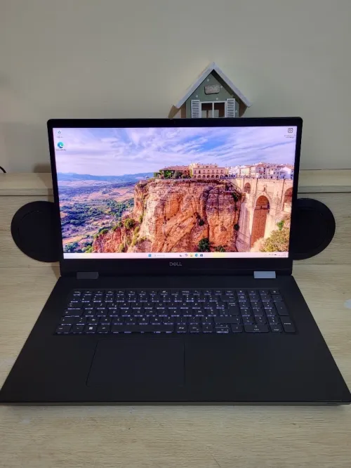 DELL PRECISION 7780 | CORE i9-13950HX | RTX 4000 ADA GEN 12GB | 32GB RAM | 1TB NVMe SSD | WORKSTATION
