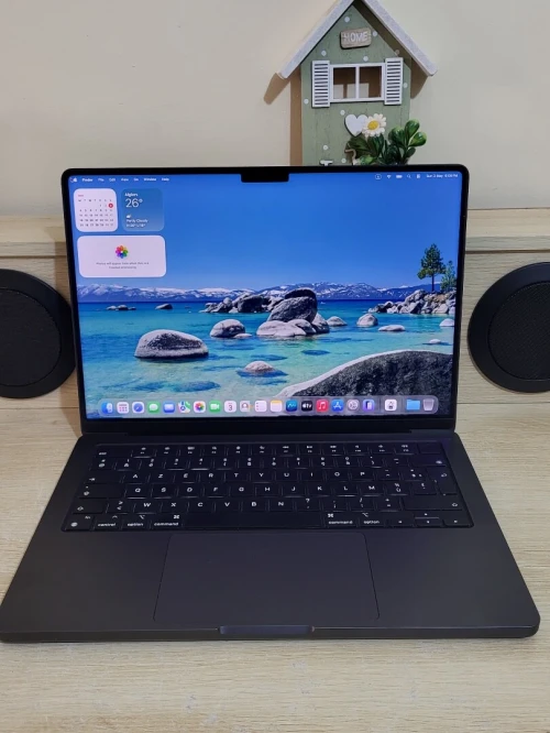 MacBook Pro M3 2024 Noir sidéral | PUCE M3 11 CORE | GPU 14 CORE | 18GB RAM | 512GB SSD | CYCLES 240 | CAPACITÉ BATTERIE 88%