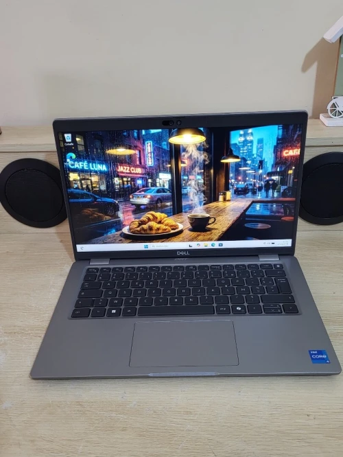 DELL LATITUDE 5450 | 2025 | INTEL 13EME GEN CORE i5 1345U | 32GB RAM | 256GB NVME SSD | INTEL Iris Xe GRAPHICS