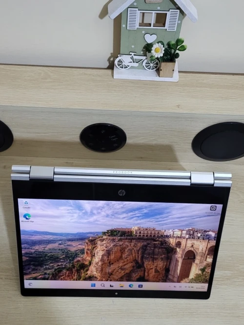 HP ProBook X360 435 G10 TACTILE | RYZEN 7 7730U | 32GB RAM | 512GB NVMe SSD | AMD Radeon Graphics