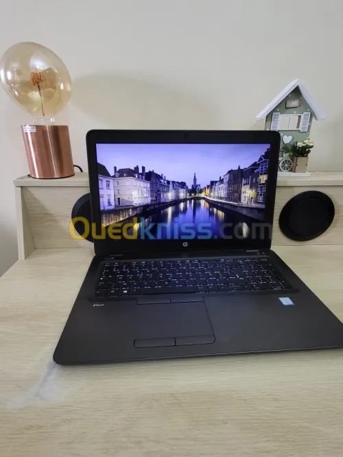 HP ZBook 15u G4 | CORE i7-7500U | 32GB RAM | 512GB NVMe SSD | AMD FirePro W4190M | | WORKSATION