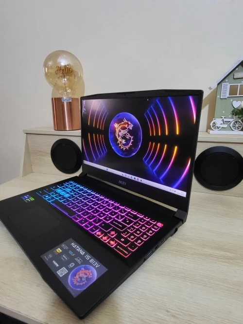 GAMING MSI KATANA 144 Hz | CORE i7-13620H | NVIDIA RTX 4050 6GB | 1TB NVMe SSD | 32GB RAM | Dragon Station