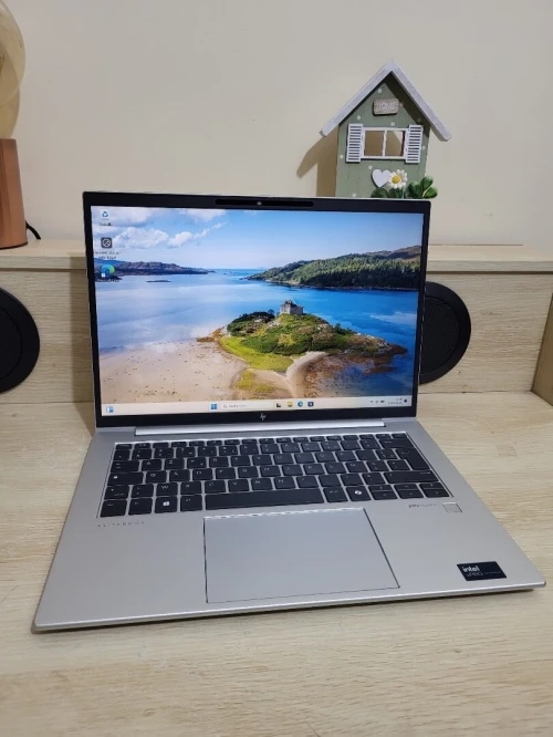HP ELITEBOOK 840 G11 | CORE ULTRA 5 135U | 16GB RAM | 512GB SSD | INTEL ARC GRAPHICS