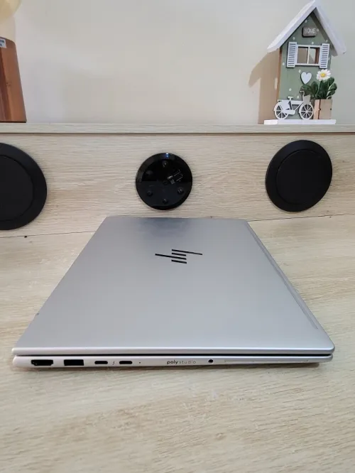 HP EliteBook 6 G1i 13'' NoteBook AI PC | INTEL CORE Ultra 5 225U | 32GB RAM | 256 NVMe |