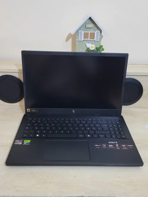 GAMING Acer Nitro V15 15.6 165Hz | RYZEN 5 7535HS | RTX 4050 6GB | 16GB RAM | 512GB M2 SSD |