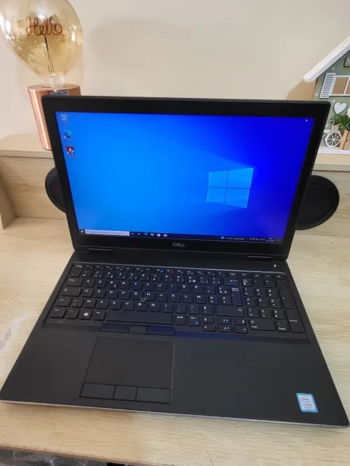 DELL PRECISION 7530 | i5-8300H | QUADRO P3200 6GB | 32GB RAM | 512GB NVMe | WORKSTATION