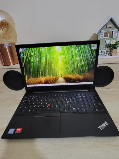 LENOVO THINKPAD E590 | CORE i7-8565UU | AMD RADEON RX 550X 2GB | 16GB RAM | 512GB NVMe SSD