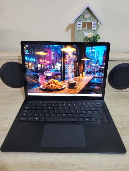 Microsoft Surface Laptop 5 13.5" 2K TACTILE | CORE i7-1265U | 16GB RAM | 512GB SSD | INTEL IRIS XE GRAPHICS