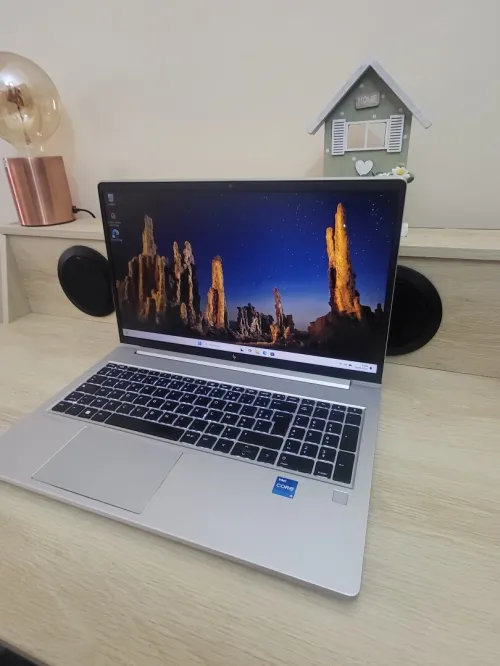 HP EliteBook 650 G10 15.6'' | INTEL 13EME GEN I5 1345U | 16GB RAM | 512GB NVMe SSD | UHD GRAPHICS