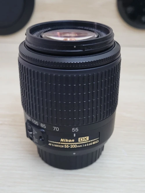 Objectif NIKON AF-S DX NIKKOR 55-200mm f/4-5.6G ED Nikon F 55-200mm f/4-5.6