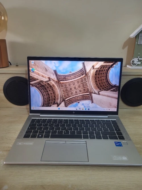 HP EliteBook 840 G8 | vPRO CORE i5 1135G7 | 16GB RAM | 256GB SSD | INTEL IRIS XE GRAPHICS