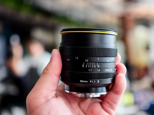 Objectif Kamlan 50mm f1.1