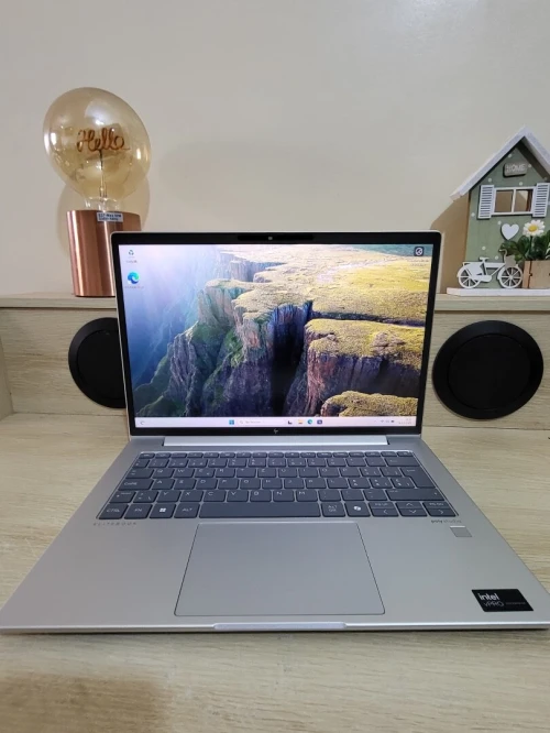 HP ELITEBOOK 640 G11 | CORE ULTRA 5 135U vPRO | 16GB RAM | 512GB NVMe SSD | INTEL ARC GRAPHICS