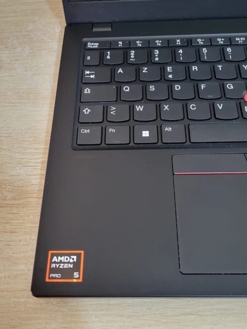 AI PC THINKPAD L13 GEN 6 | AMD RYZEN 5 PRO 215 w | 16GB RAM | 256GB NVMe SSD | AMD RADEON 740M 1GB |