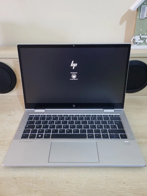 HP EliteBook X360 1030 G8 TACTILE 2-En-1 | CORE i7-1165G7 | 16GB RAM | 512GB NVME SSD | 4G LTE