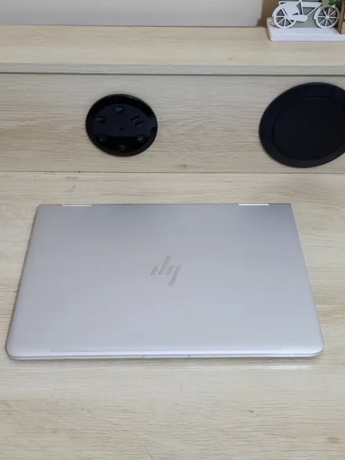 HP EliteBook x360 TACTILE 2-en-1 | INTEL CORE i7 7500U | 8GB RAM | 256GB NVME SSD