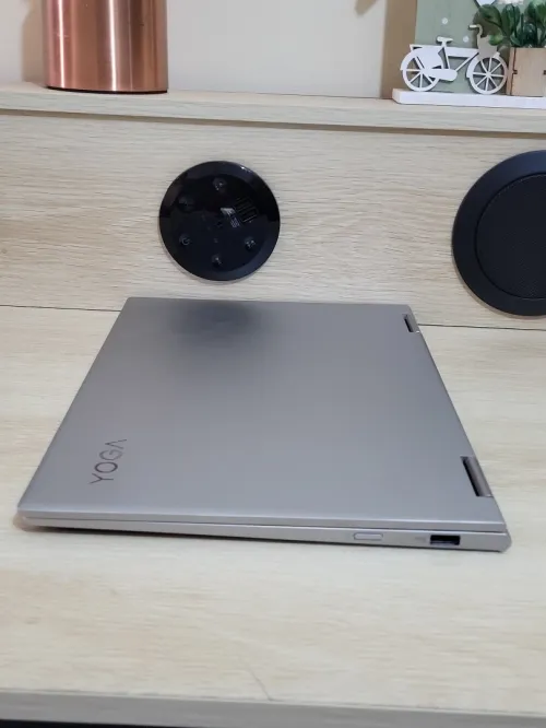 LENOVO YOGA X360 Convertible TACTLE | CORE i7 8565U | 16GB RAM | 1TB NVMe SSD | INTEL UHD GRAPHICS