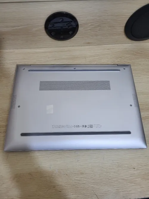 HP ELITEBOOK 845 G11 14'' FHD | RYZEN 5 8540U | 16GB RAM | 512GB NVMe | AMD RADEON 740M GRAPHICS