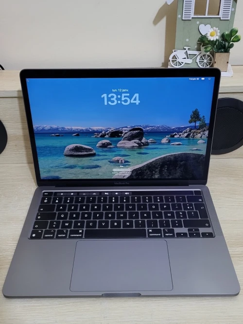 MacBook Pro M1 Gris Sideral | CPU M1 8C | 8GB RAM | 512GB SSD | COMPTAGE CYCLES 127 | MDM BYPASSED