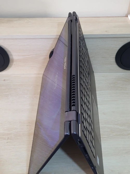 ASUS X360 Convertible 15.6'' FHD TACTLE | CORE i7 8550U | 8GB RAM | 512 NVMe SSD |INTEL UHD GRAPHICS