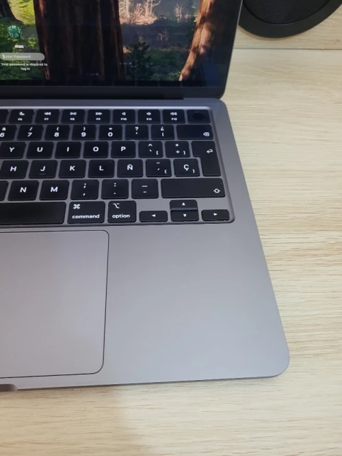 MacBook Air M2 2023 | PUCE M2 8 CPU | GPU 10 COEURS | 8GB RAM | 256GB SSD | CYCLES 61