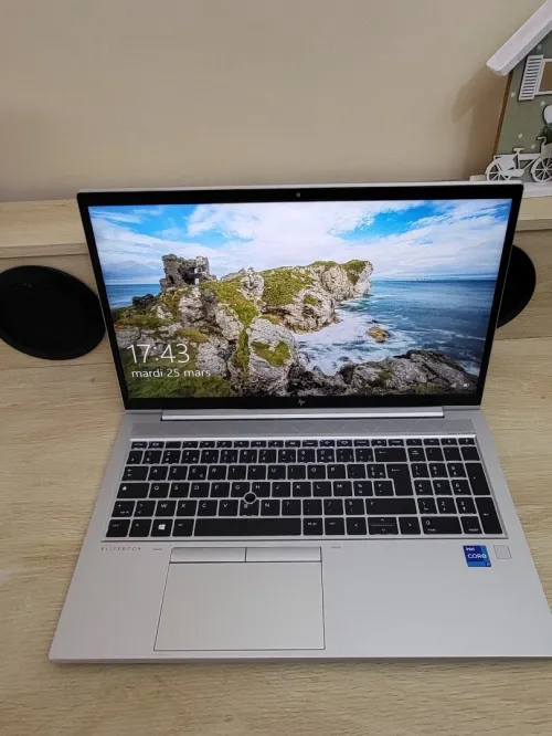 HP ELITEBOOK 850 G8 15.6" FHD | CORE i7 1165G7 | 16GB RAM | 512GB SSD | IRIS XE GRAPHICS