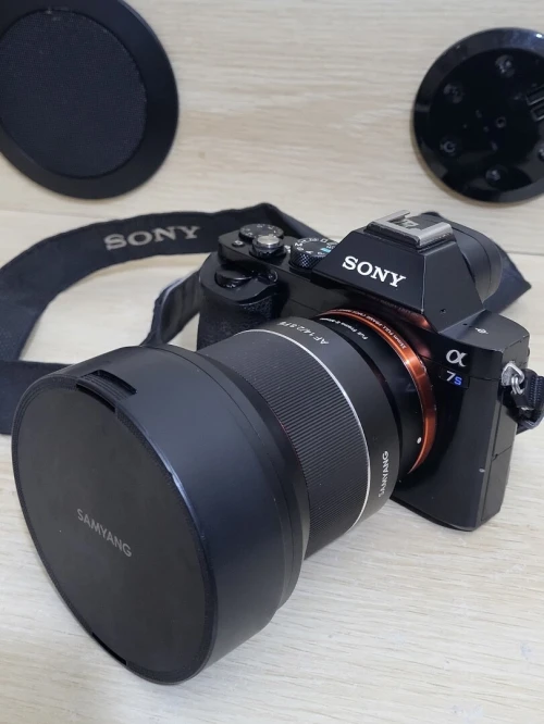 Sony Alpha 7S Hybride Plein Format Ultra vidéo 4K + Objectif Samyang AF 14mm F2.8 Full Frame