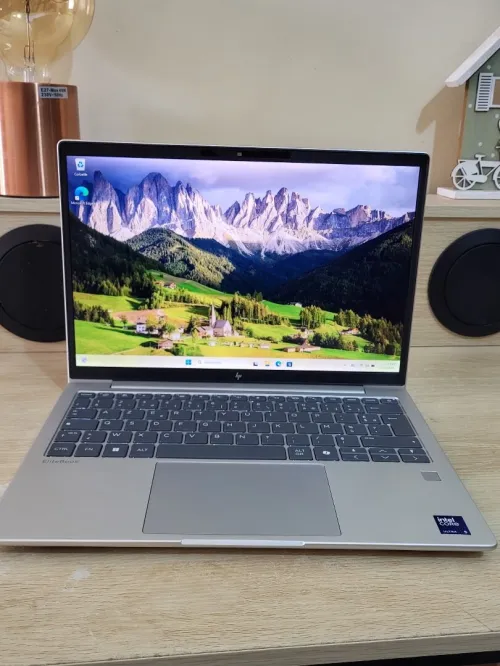 HP EliteBook 6 G1i 13'' NoteBook AI PC | INTEL CORE Ultra 5 225U | 32GB RAM | 256 NVMe |
