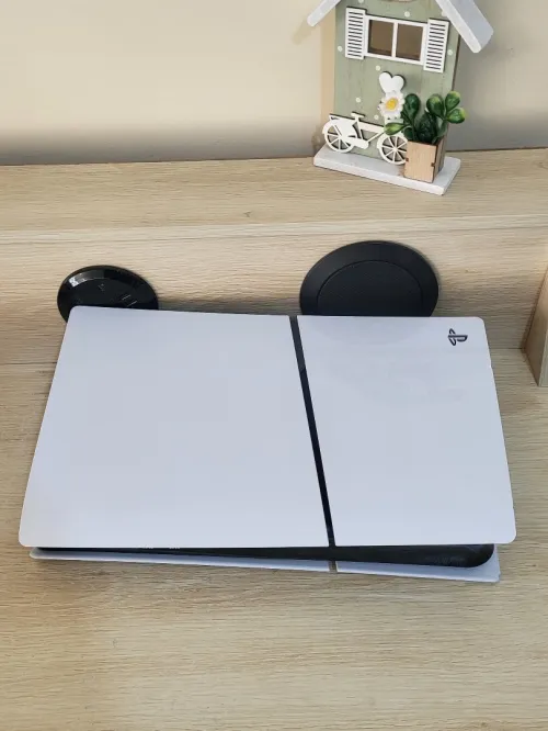 Sony Console PlayStation 5 Slim - UHD 8K - 1TB + 2 MANETTES - Édition Digital (VERSION SANS DISC DVD) (Modèle Slim) CFI-2016