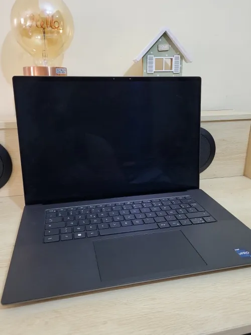 DELL PRECISION 5680 | OLED Tactile 4K | CORE i7-13800H | RTX 2000 ADA 8GB | 64GB RAM | 1To SSD