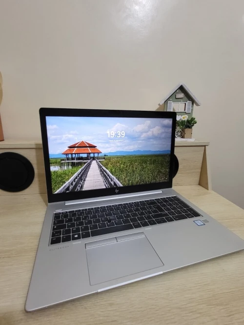 HP ELITEBOOK 755 G5 15.6'' FHD | RYZEN 7 PRO 2700U W | 16GB RAM | 512GB NVME SSD | AMD RADEON Vega 